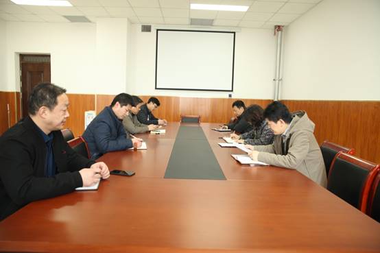 说明: C:\Users\Administrator\Desktop\0228学校纪委会议拍照\IMG_3069.JPG